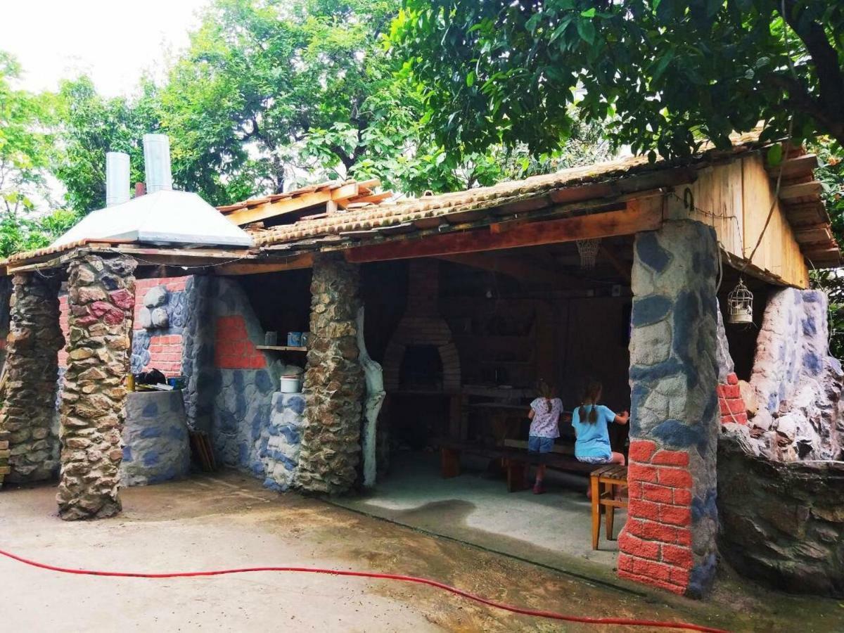 Mzeos House Hotel Batumi Exterior foto